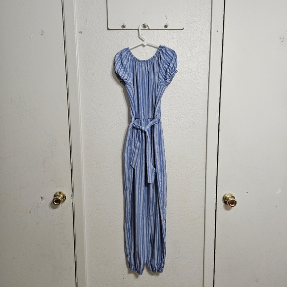 "Jenna & Jessie" Short Sleeves Pants Jumpsuit Romper - Picture 4 of 6